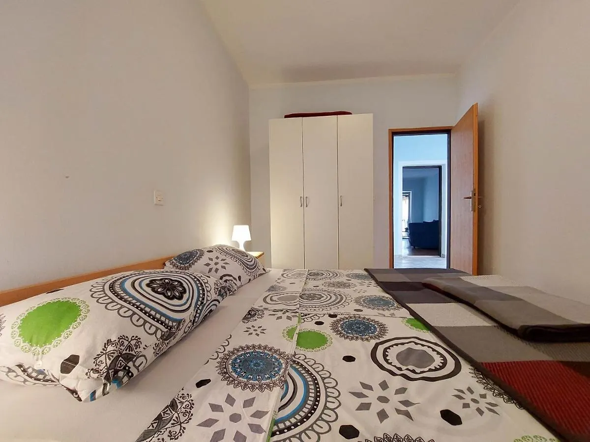 Apartments Baburic Pinezići