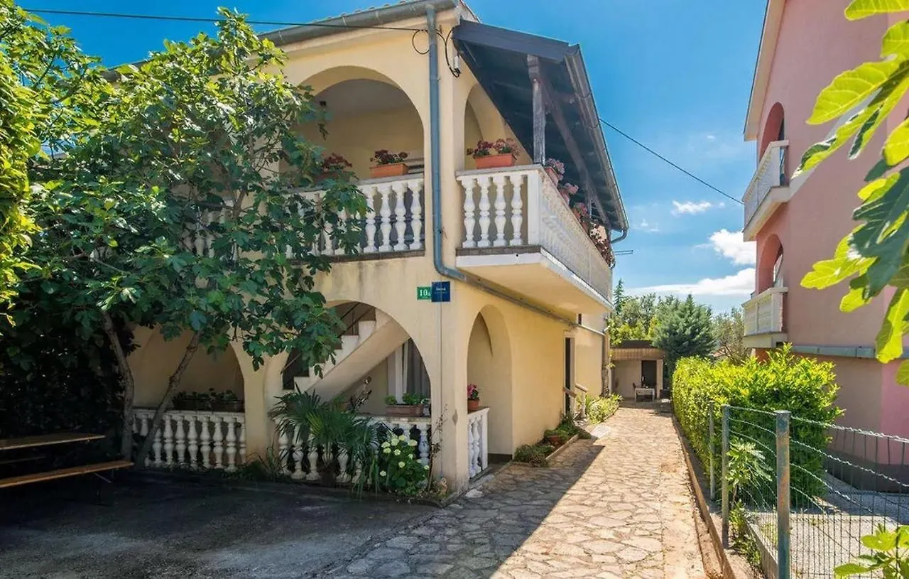 Apartments Baburic Pinezici  Croatia