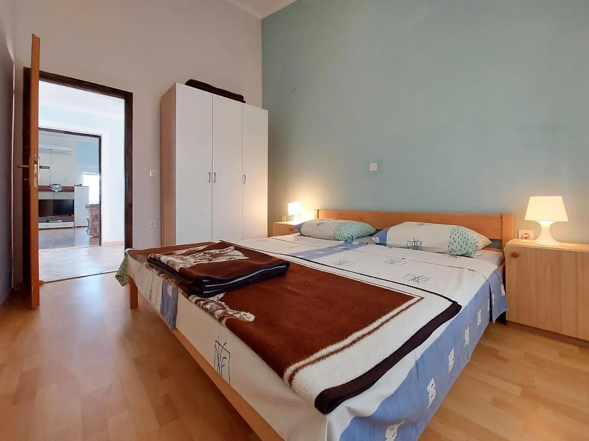 Apartments Baburic Pinezici  Croatia