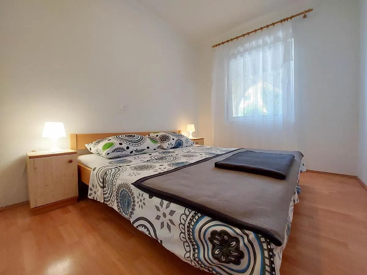Apartments Baburic Pinezici