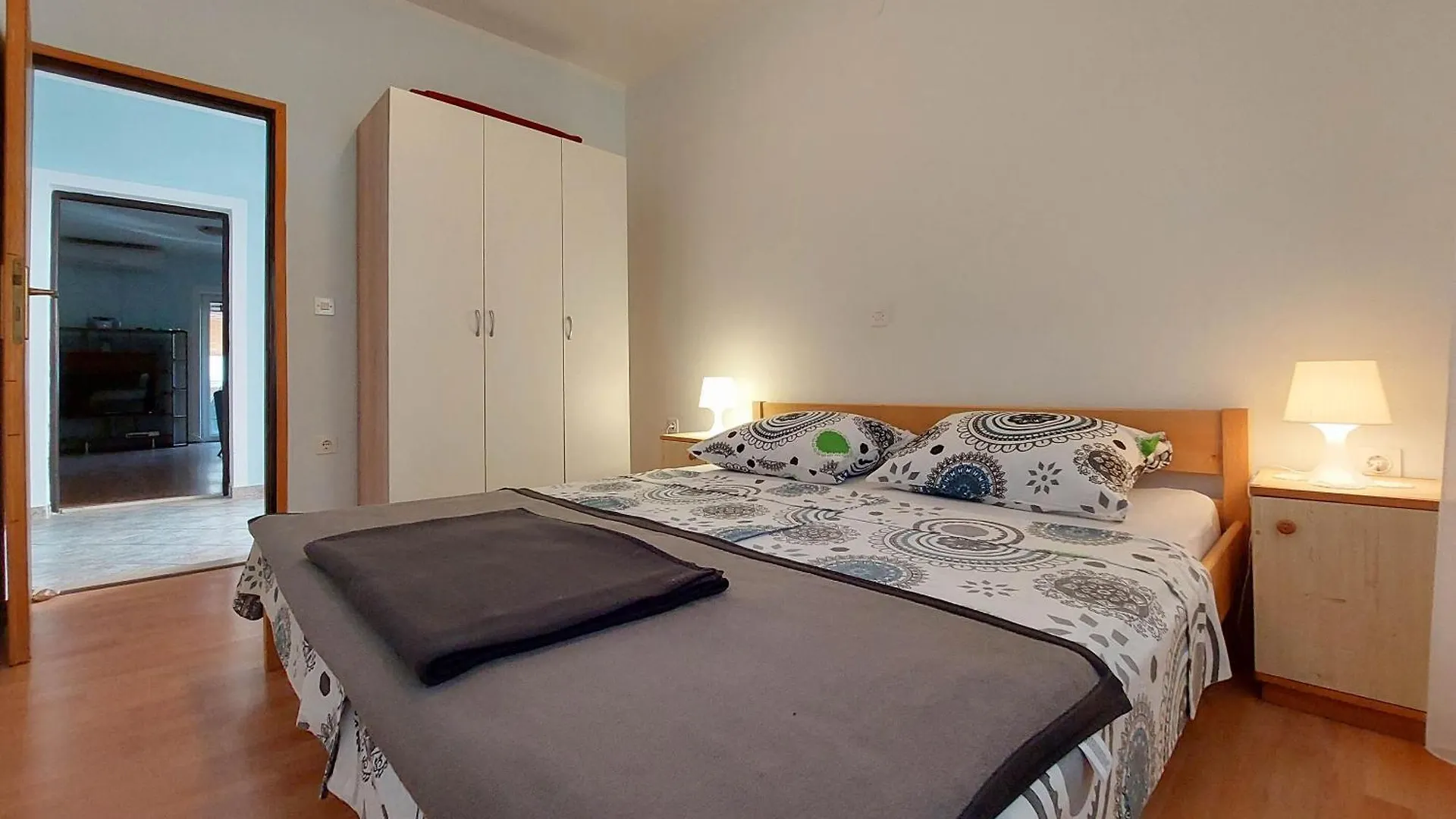 Apartments Baburic Pinezici