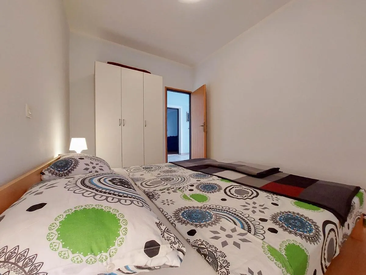 Apartments Baburic Pinezici
