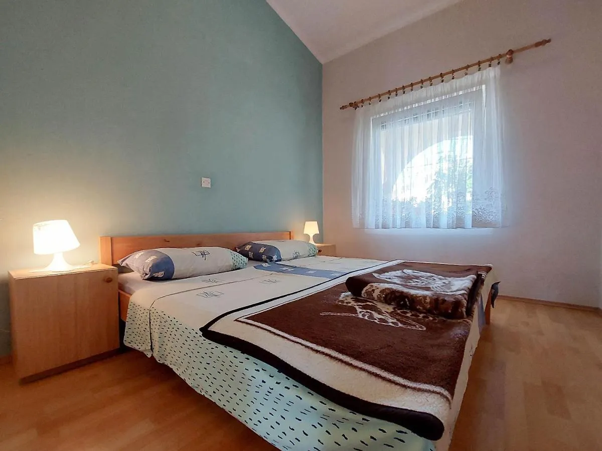 Apartments Baburic Pinezici  Croatia