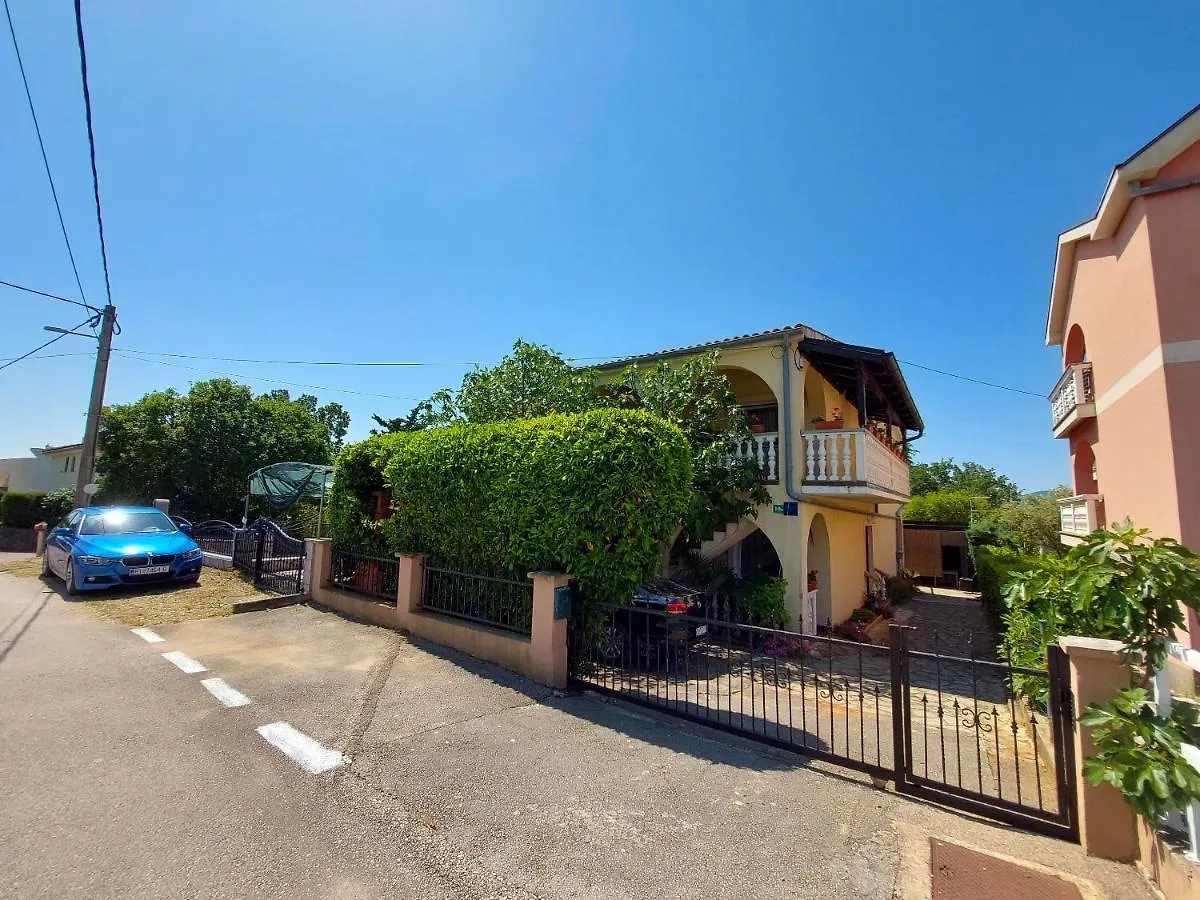Apartments Baburic Pinezici   Pinezici (Krk)