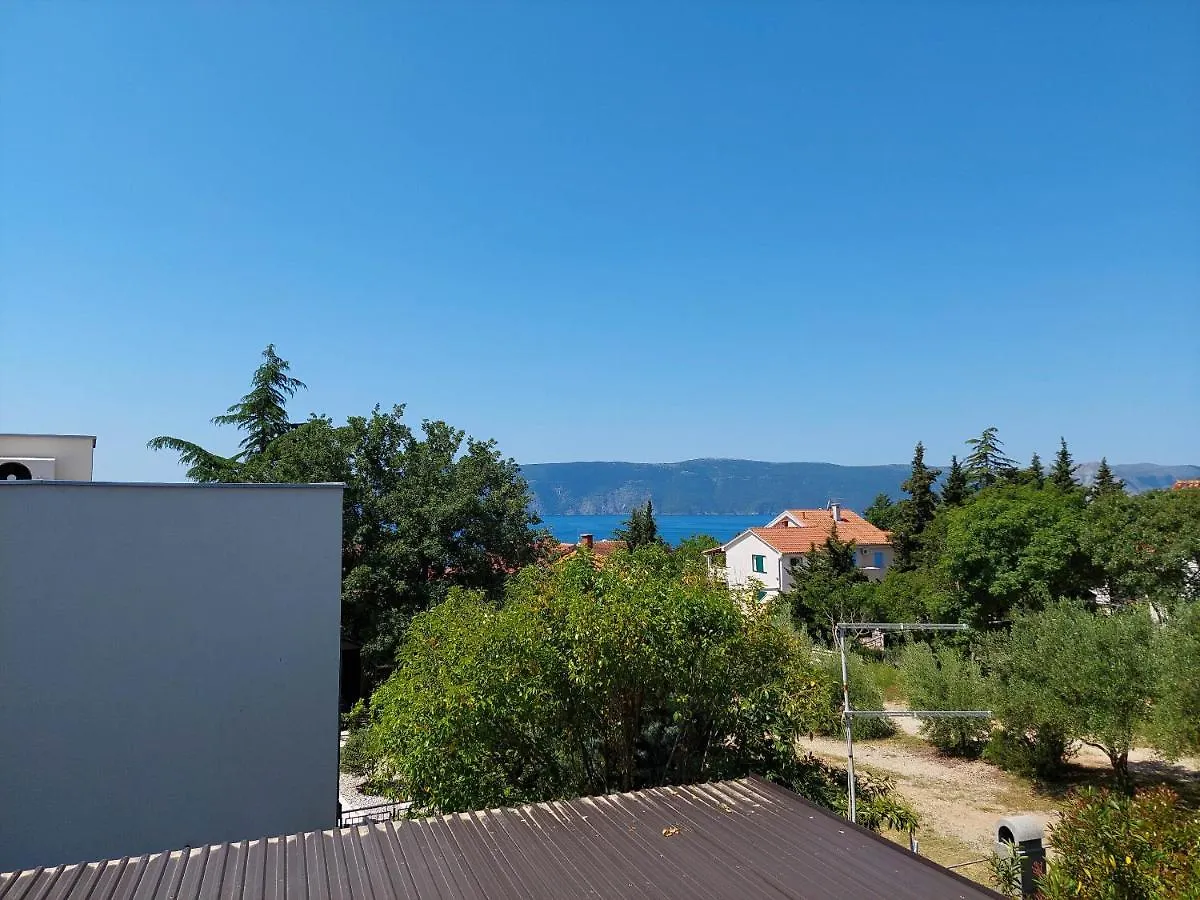 Apartments Baburic Pinezici  0*, Pinezici (Krk)