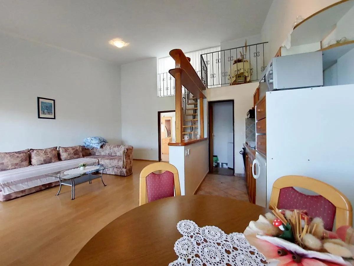 Apartments Baburic Pinezici