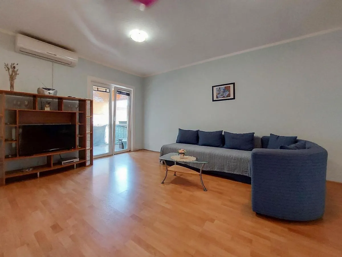 Apartments Baburic Pinezici  Croatia